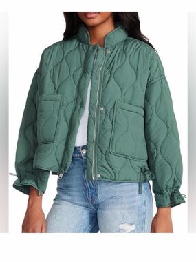 Zara Quilted Cropped Puffer Jacket